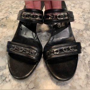 𝅺salvatore Ferragamo Leather Sandals Size 9